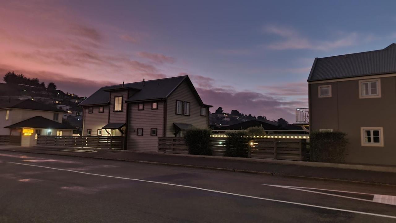The Mews Oamaru Motel Eksteriør bilde