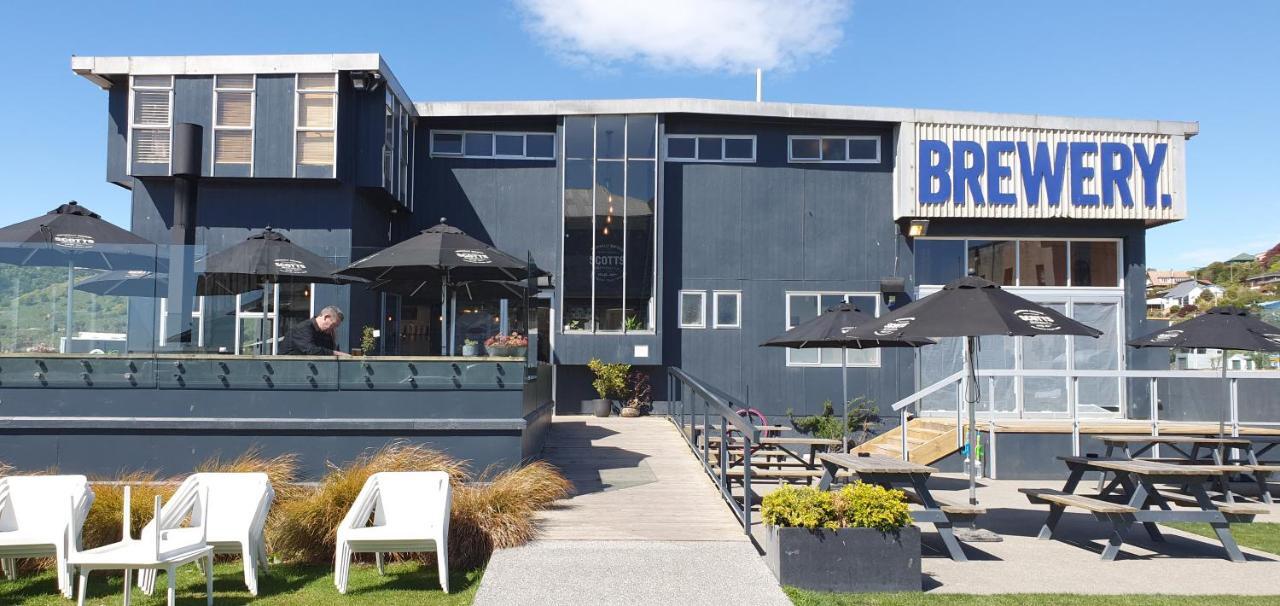 The Mews Oamaru Motel Eksteriør bilde