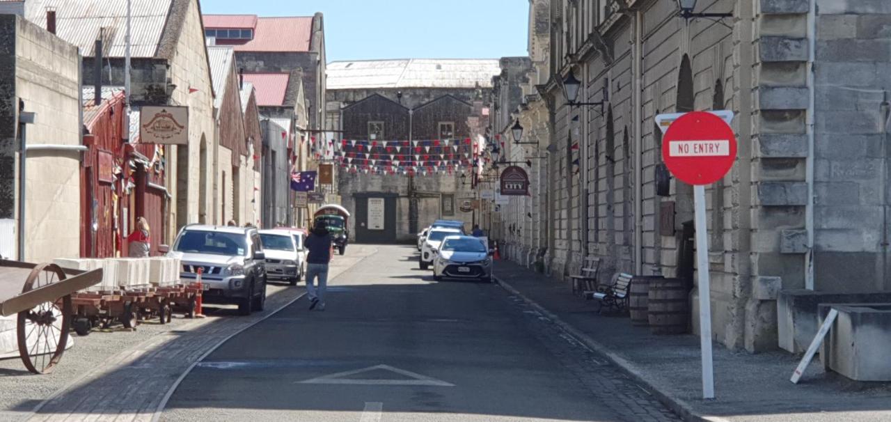 The Mews Oamaru Motel Eksteriør bilde